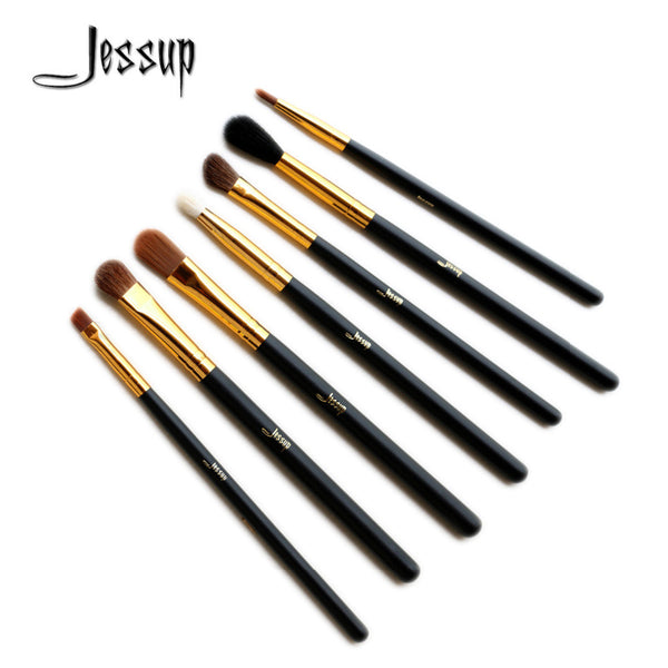 Jessup Basic Eye brushes Set blend shadow angled Eyeliner smoked bloom makeup brush Black/Gold 7pcsset