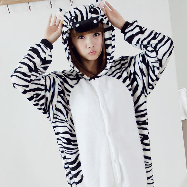 Unisex Autumn and Winter Pajama Sets 2016 Cute Cartoon Sleepwear Women Pajama Flannel Animal Pajama Stitch Panda Unicorn Onesies