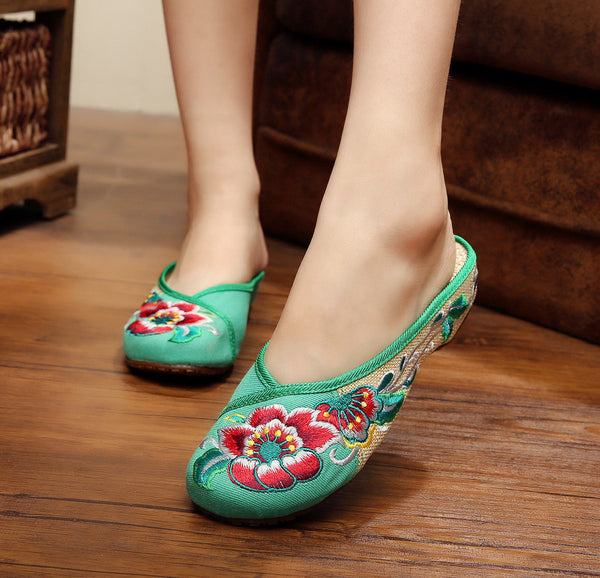 New Chinese Embroidered Slippers Hibiscus Canvas Linen Embroidery Ladies Casual Womens Shoes