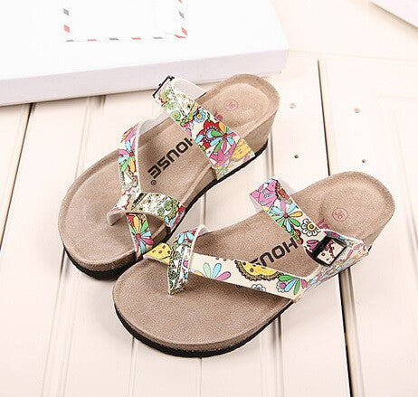 Women Slippers Fashion Brand Flip Flops comfortable Casual Women Sandals High Heels Women Summer Wedges Platform Beach Slippers